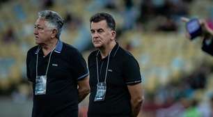 Em nova reunião com Fábio e Djalma, organizada do Vitória pede as saídas de Manequinha e Carpini; veja a nota