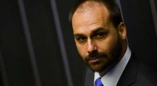Deputado solicita autorização de Motta para Eduardo Bolsonaro retomar mandato nos EUA