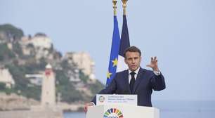 Macron ouve apelo de caciques contra petróleo na Amazônia e diz que 'seria bom' Lula abandonar projeto