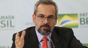 Ex-ministro se diz traído após fala de Bolsonaro no STF: 'Fui muito otário'