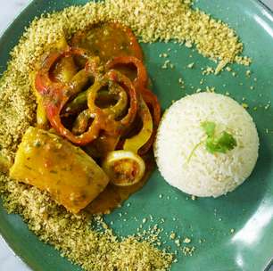 Moqueca de Peixe na Travessa